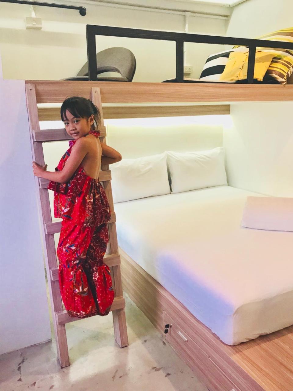 Eco Hostel Phuket Екстериор снимка